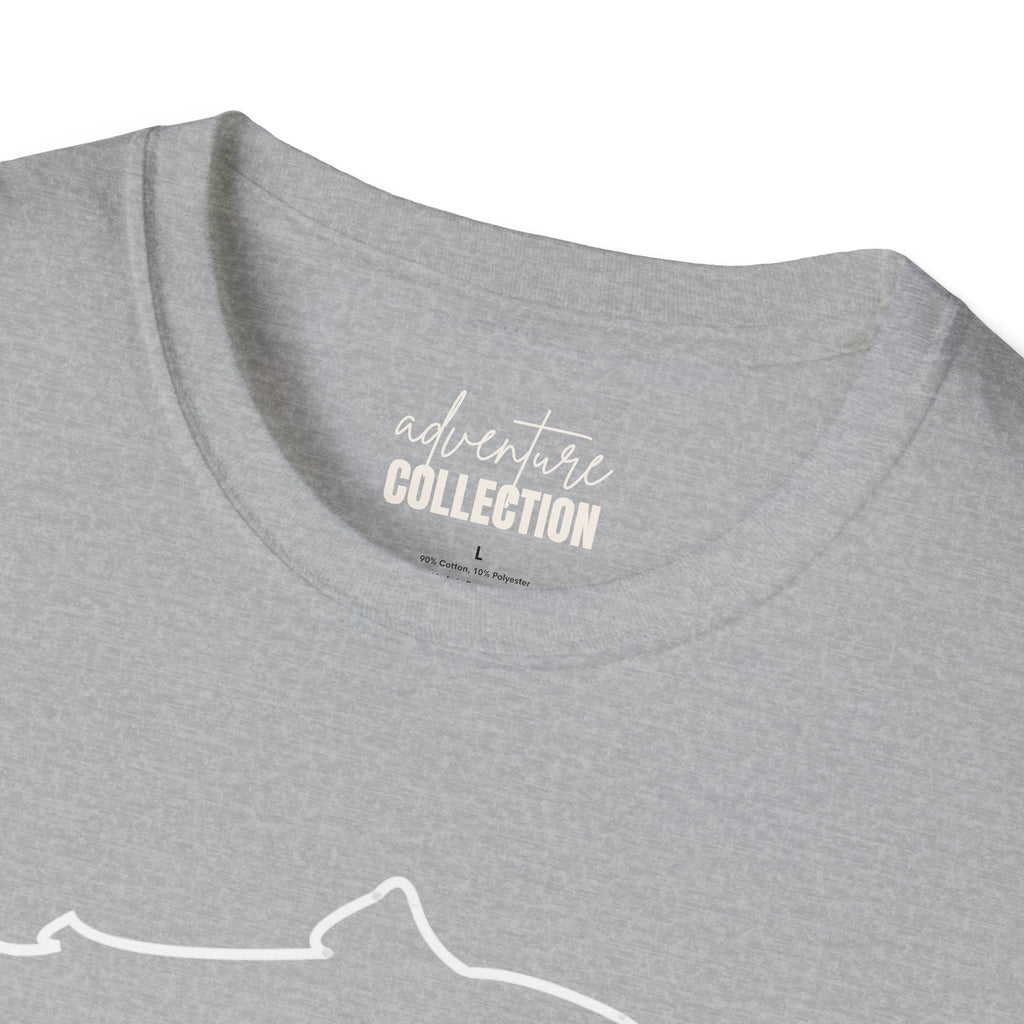 Fish "Adventure Awaits" - T-Shirt