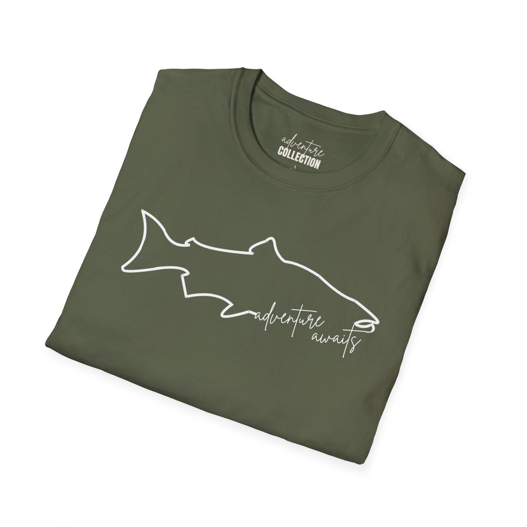 Fish "Adventure Awaits" - T-Shirt